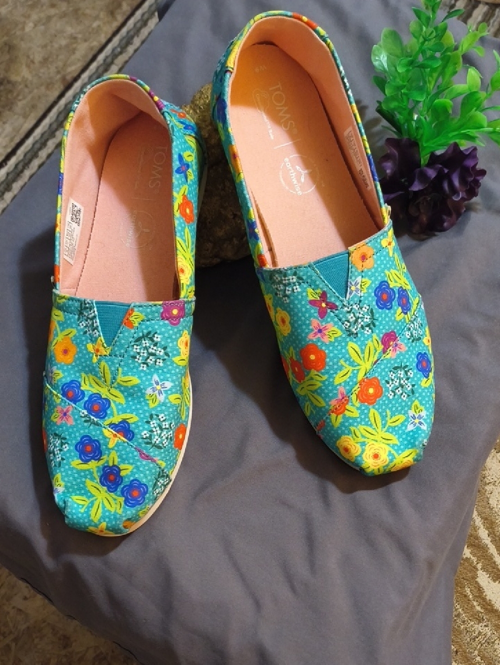 Toms Teal Floral Canvas Slip-On Loafers